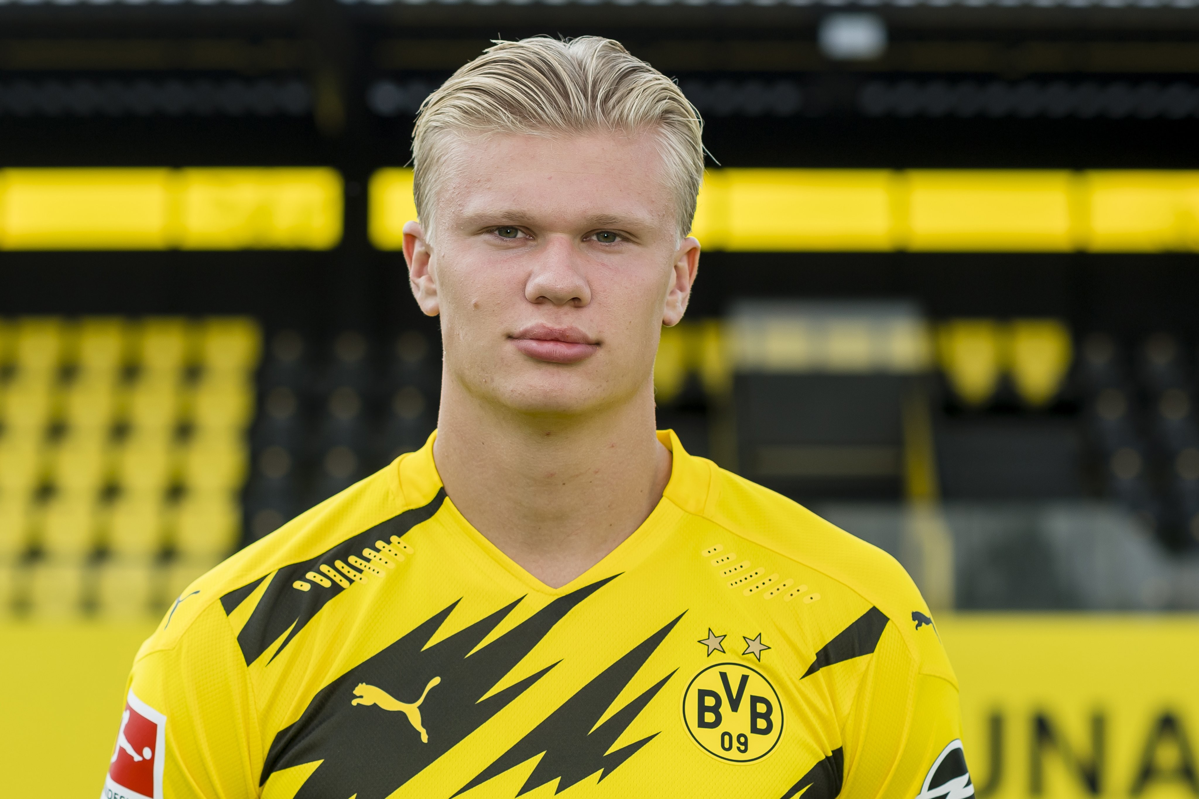 都体：道格拉斯-路易斯受伤下场，让他符合买断条款更加困难（都体：道格拉斯-路易斯伤退，满足买断条款的难度上升）