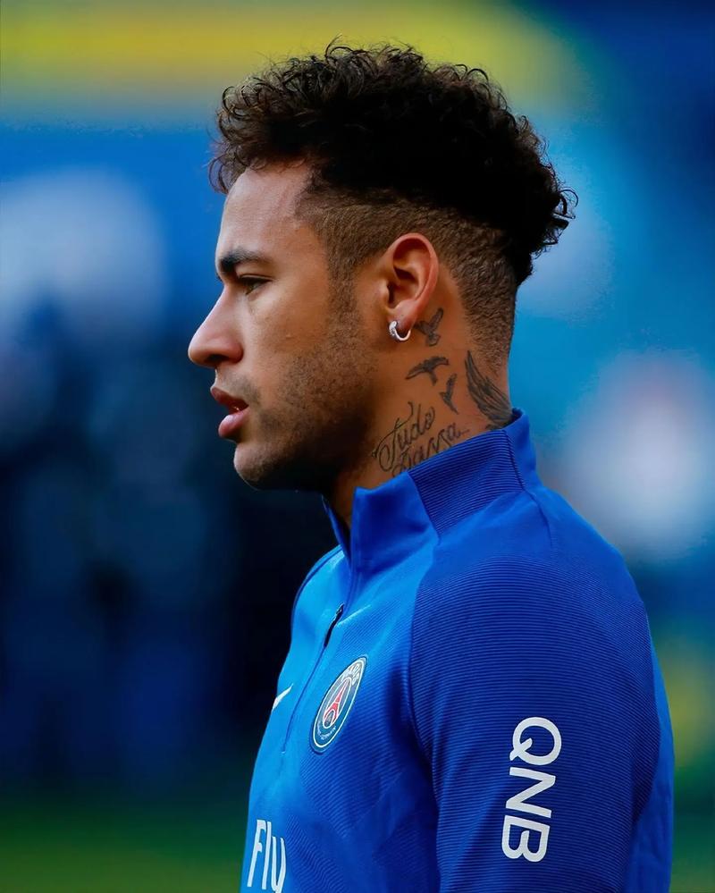 火箭队员互选紧急联系人，阿杜选老姐夫泰特选阿门