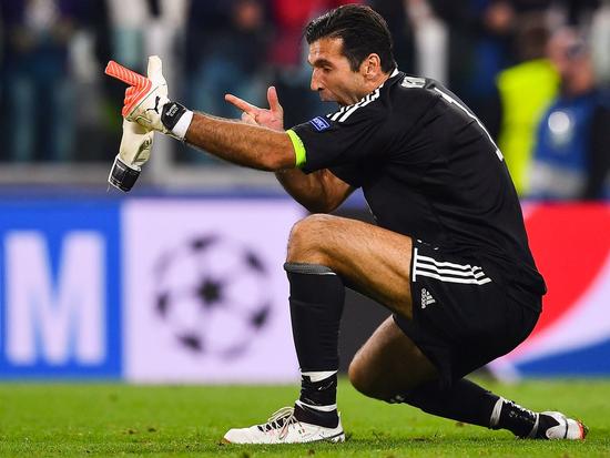 旺达向金-卡戴珊寻求离婚建议，后者：不要为了报复而做任何事（旺达向金·卡戴珊咨询离婚建议，金劝告：切勿出于报复采取任何行动）