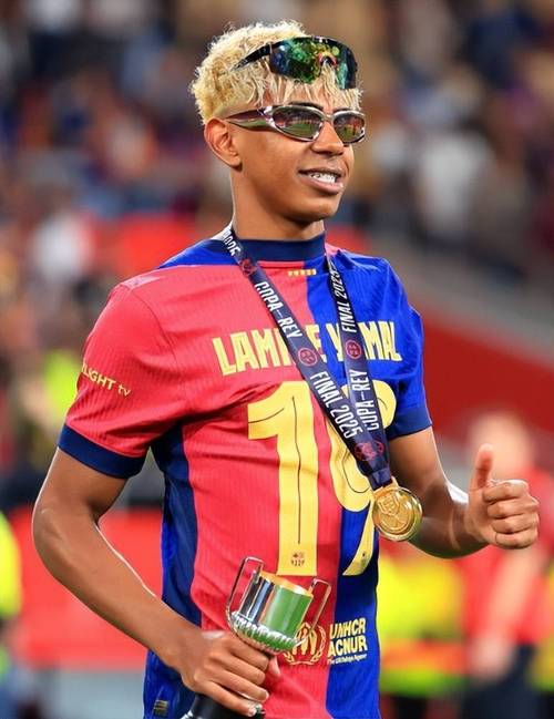 战塞尔塔助攻梅开二度，拉什福德7次助攻领跑西甲助攻榜