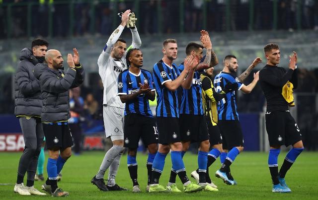 中超联赛总结：积分榜前三分析,（中超赛季回顾：榜单前三深度解析）