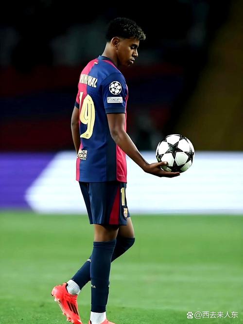 马卡评选无缘世界杯11人阵容：姆伯莫、弗拉霍维奇和索博在列（马卡评出无缘世界杯最佳11人：姆伯莫、弗拉霍维奇、索博入选）