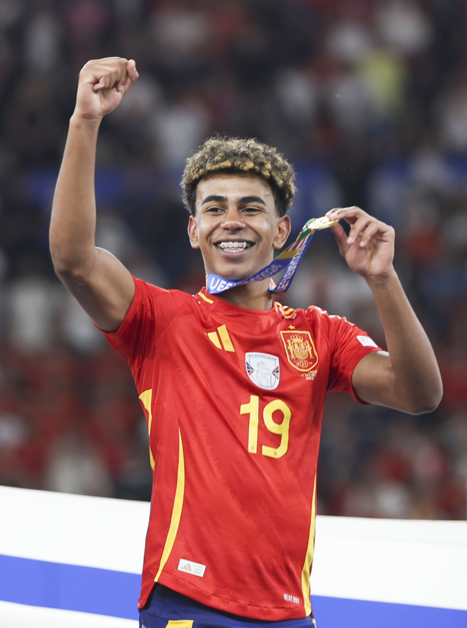 替补球员成为英雄（板凳奇兵一战封神）