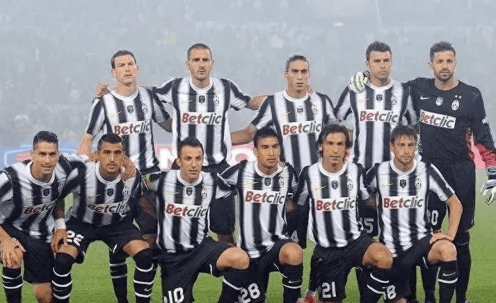 斯帕莱蒂：戴维需要连续踢五场？难道我也得带皇马巴萨五场？（斯帕莱蒂反问：戴维非要连踢五场？那我是不是也得连续执教皇马、巴萨五场？）