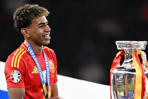 都体：邓弗里斯和达米安可能在下周意大利超级杯中复出（都体：邓弗里斯、达米安有望下周在意大利超级杯复出）