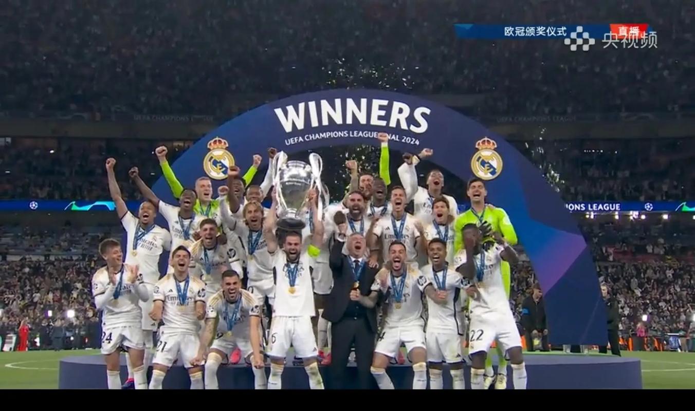 塞内加尔主帅：帕普-萨尔被撞了一下不太舒服，但不是大问题