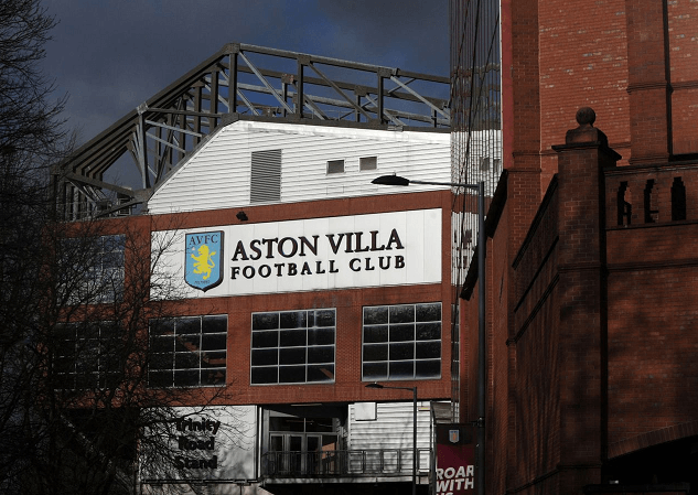 对阵都灵时的这粒任意球，至今仍让红黑军团球迷津津乐道（对都灵那记任意球，至今仍令红黑军团球迷回味无穷）